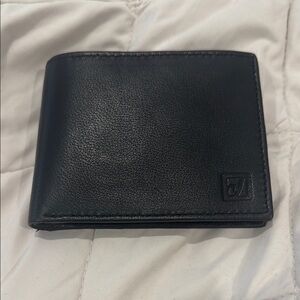 Stone Mountain Black Leather Wallet